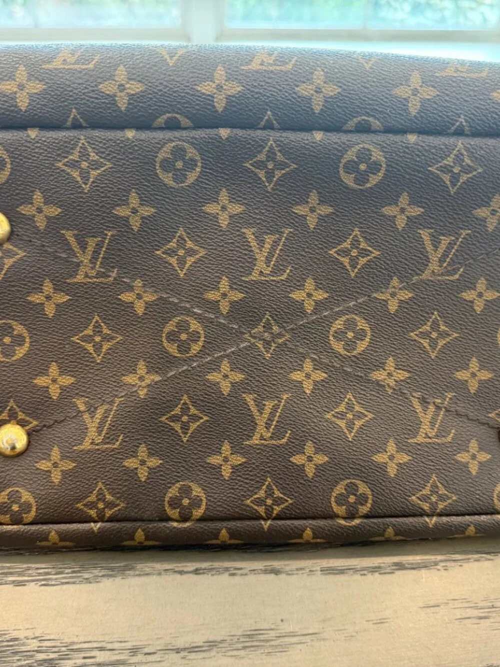 Louis Vuitton Artsy MM - Picture 3 of 6